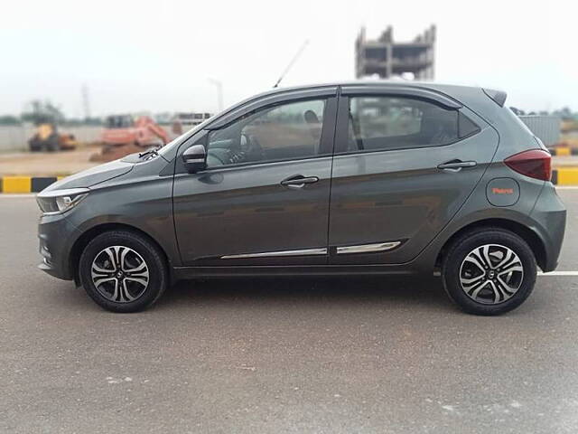 Used Tata Tiago XT [2020-2023] in Hyderabad