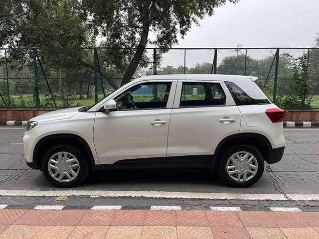 Used Maruti Suzuki Brezza LXi in Delhi