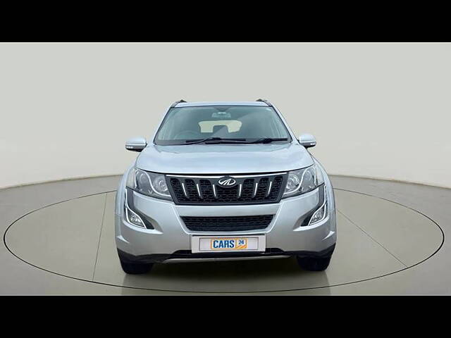 Used Mahindra XUV500 W9 [2018-2020] in Surat