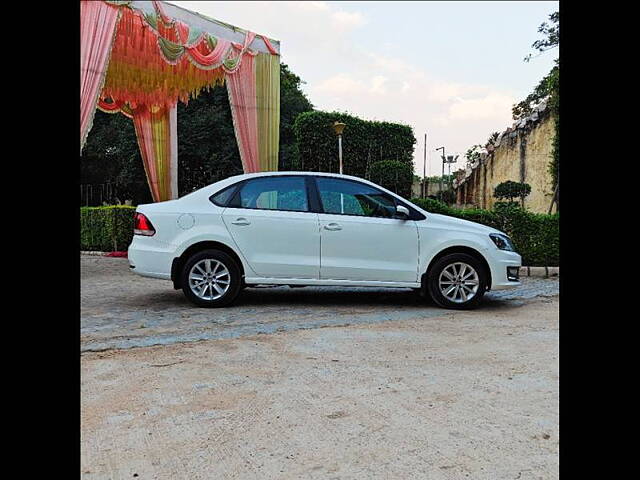 Used Volkswagen Vento Highline 1.2 (P) AT in Delhi