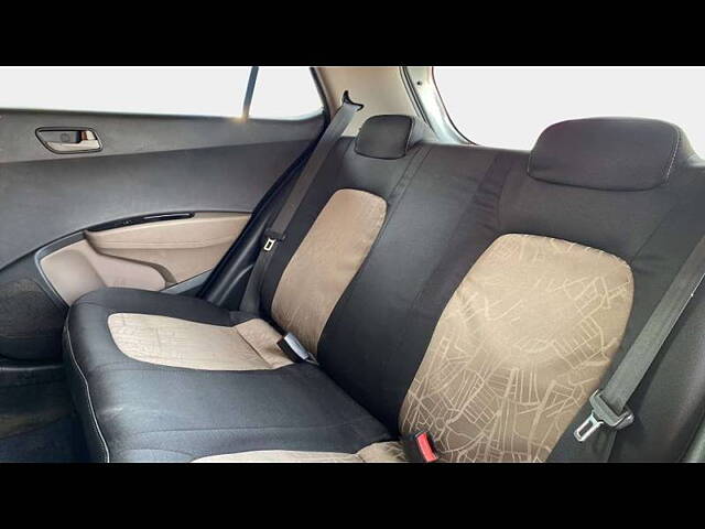 Used Hyundai Grand i10 [2013-2017] Sportz 1.2 Kappa VTVT [2013-2016] in Lucknow