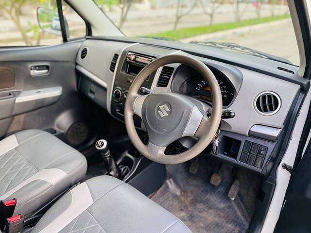 Used Maruti Suzuki Wagon R 1.0 [2010-2013] LXi in Ahmedabad