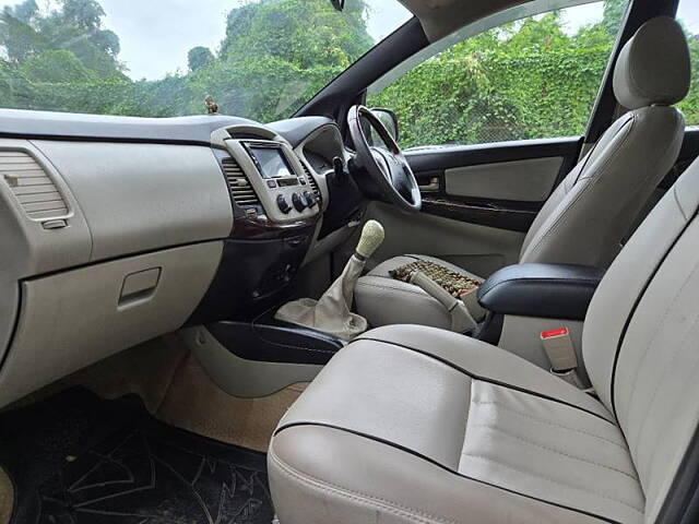 Used Toyota Innova [2012-2013] 2.5 G 8 STR BS-IV in Mumbai