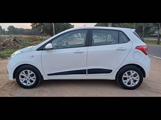 Used Hyundai Grand i10 [2013-2017] Magna 1.2 Kappa VTVT [2013-2016] in Ahmedabad