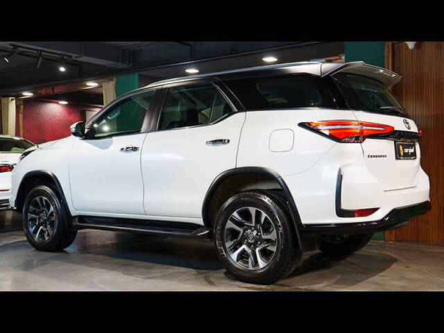 Used Toyota Fortuner Legender 2.8 4X4 AT in Delhi