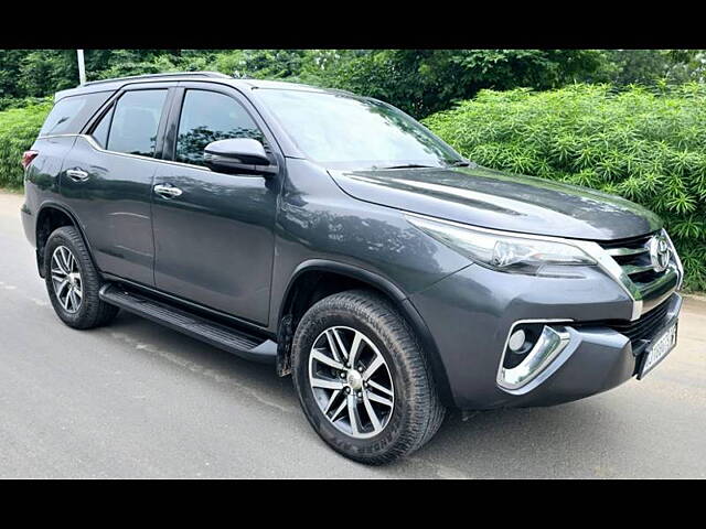 Used Toyota Fortuner [2016-2021] 2.8 4x4 AT [2016-2020] in Ahmedabad