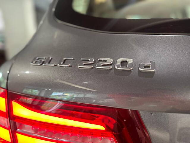 Used Mercedes-Benz GLC [2019-2023] 220d 4MATIC Progressive [2019-2021] in Mumbai