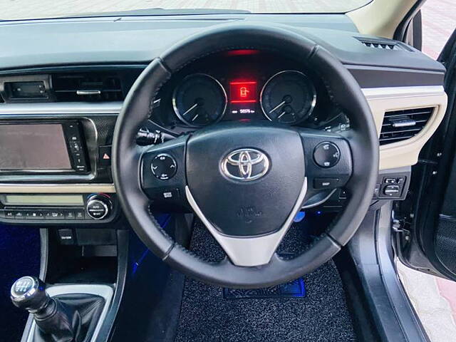 Used Toyota Corolla Altis G Petrol in Delhi