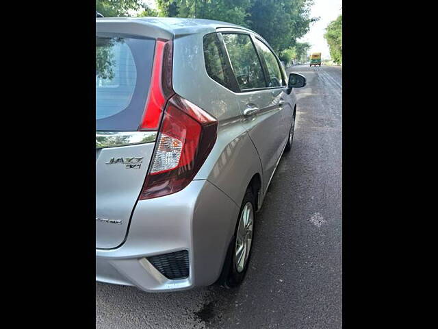 Used Honda Jazz [2015-2018] V Petrol in Delhi