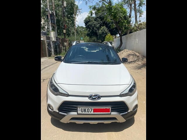 Used 2018 Hyundai i20 Active in Dehradun