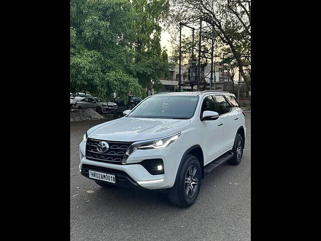 Used Toyota Fortuner [2016-2021] 2.8 4x2 AT [2016-2020] in Chandigarh