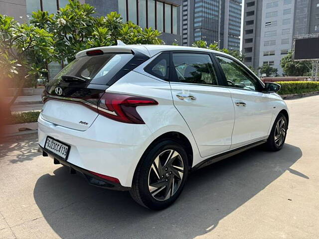 Used Hyundai i20 [2020-2023] Asta 1.2 IVT in Ahmedabad