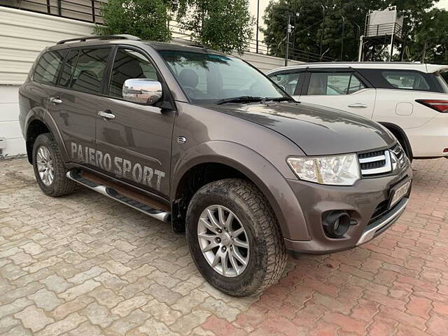 Used Mitsubishi Pajero Sport 2.5 AT in Ahmedabad