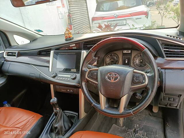 Used Toyota Innova Crysta [2016-2020] 2.4 V Diesel in Aurangabad