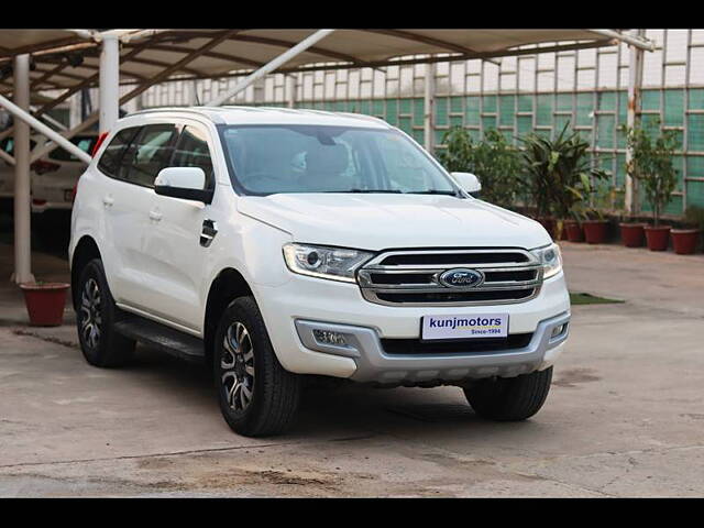 Used 2016 Ford Endeavour in Delhi