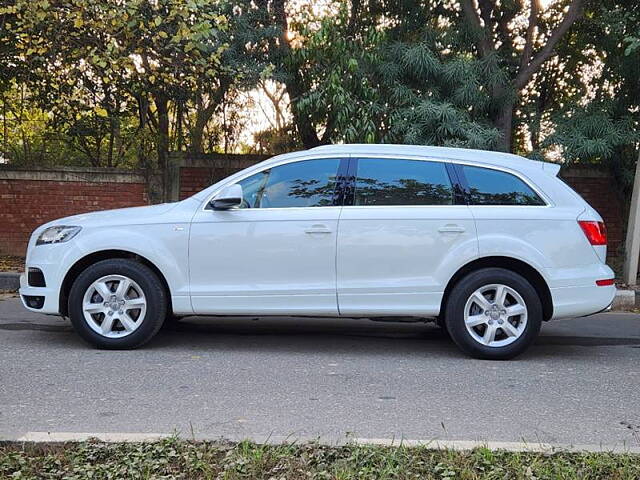 Used Audi Q7 [2010 - 2015] 35 TDI Premium Plus + Sunroof in Chandigarh