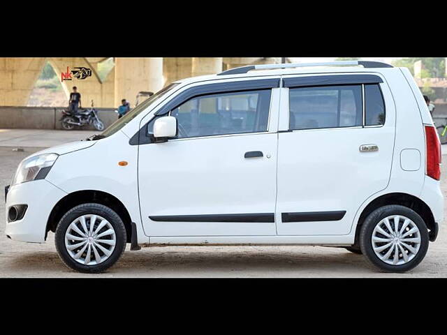 Used Maruti Suzuki Wagon R 1.0 [2014-2019] VXI in Ahmedabad