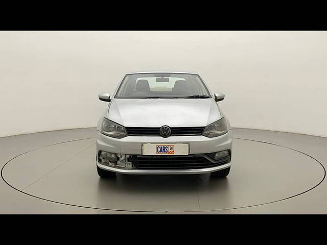 Used Volkswagen Ameo Highline Plus 1.0L (P) 16 Alloy in Delhi