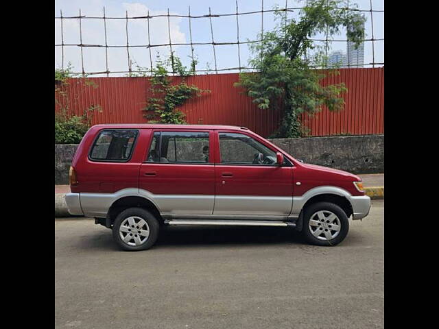 Used Chevrolet Tavera Neo 3-10 STR BS-III in Thane