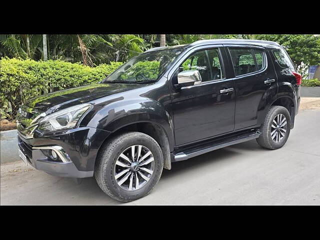 Used Isuzu MU-X [2017-2018] 4x4 in Hyderabad