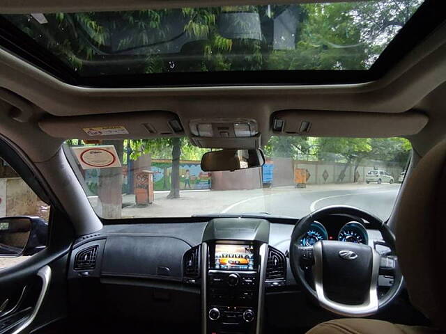 Used Mahindra XUV500 W11 (O) AT in Delhi