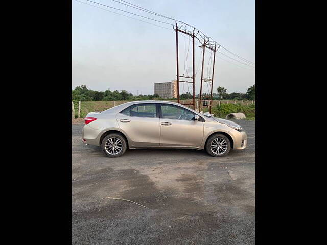 Used Toyota Corolla Altis [2014-2017] GL Petrol in Surat