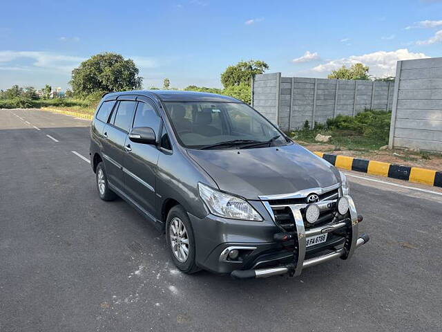 Used 2013 Toyota Innova in Hyderabad