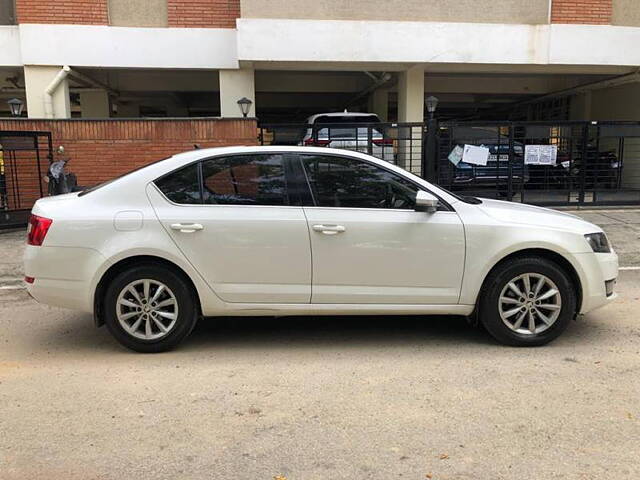 Used Skoda Octavia [2015-2017] 2.0 TDI CR Ambition Plus AT in Bangalore