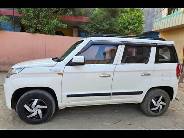 Used Mahindra TUV300 [2015-2019] T4 Plus in Varanasi