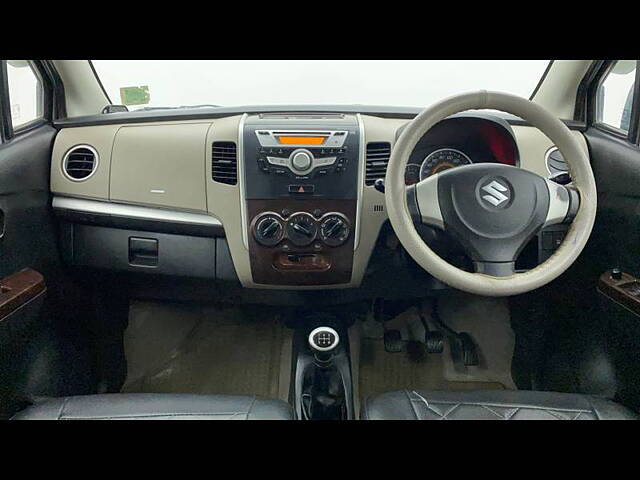 Used Maruti Suzuki Wagon R 1.0 [2014-2019] VXI in Ahmedabad