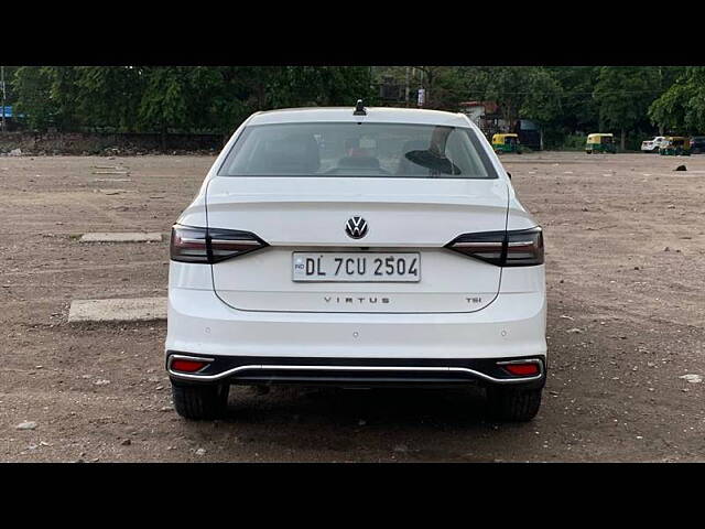 Used Volkswagen Virtus [2022-2023] Highline 1.0 TSI AT in Delhi