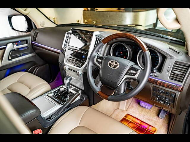 Used Toyota Land Cruiser [2011-2015] V8 Petrol in Delhi