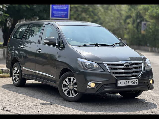 Used Toyota Innova [2013-2014] 2.5 VX 8 STR BS-III in Mumbai