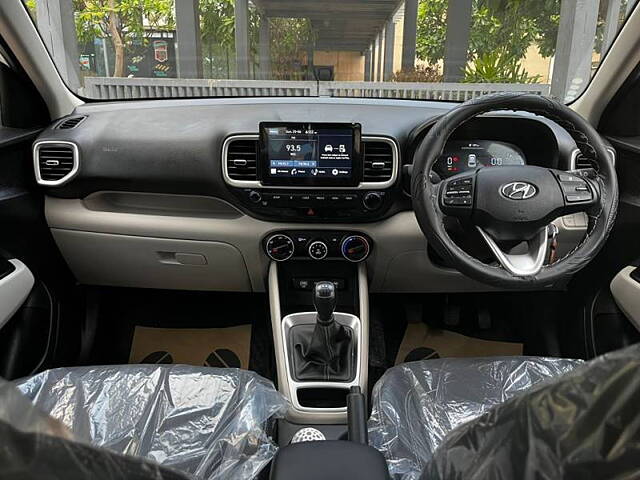 Used Hyundai Venue S 1.2 Petrol [2023] in Delhi