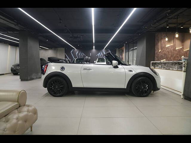 Used MINI Cooper Convertible S in Delhi