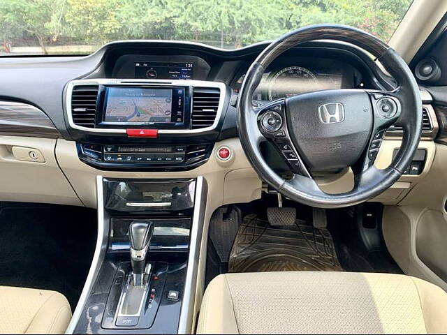 Used Honda Accord Hybrid in Delhi