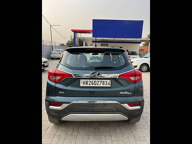 Used Mahindra XUV300 [2019-2024] W8 1.5 Diesel [2020] in Delhi