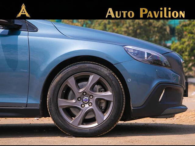 Used Volvo V40 Cross Country [2013-2016] D3 in Mumbai