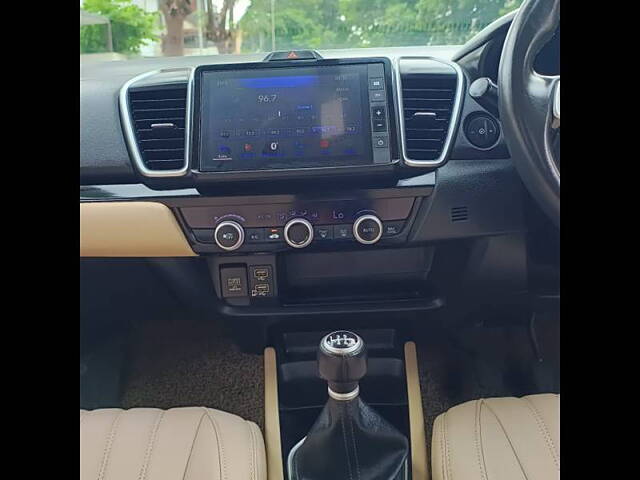 Used Honda City VX Petrol MT in Ahmedabad