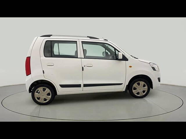 Used Maruti Suzuki Wagon R 1.0 [2014-2019] VXI in Ahmedabad