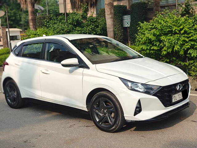 Used Hyundai i20 [2020-2023] Sportz 1.2 MT [2020-2023] in Delhi