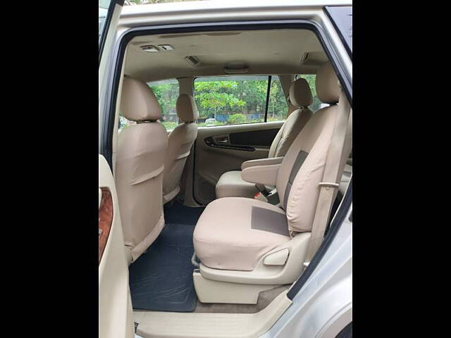 Used Toyota Innova [2005-2009] 2.5 V 7 STR in Mumbai