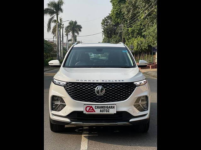 Used MG Hector Plus [2020-2023] Sharp 1.5 Petrol Turbo CVT 6-STR in Chandigarh