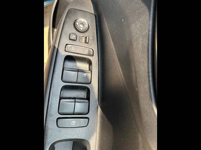 Used Hyundai Grand i10 Nios [2019-2023] Sportz 1.2 Kappa VTVT Dual Tone in Kolkata