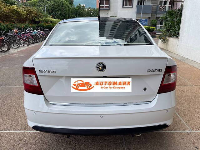 Used Skoda Rapid Style 1.6 MPI in Bangalore