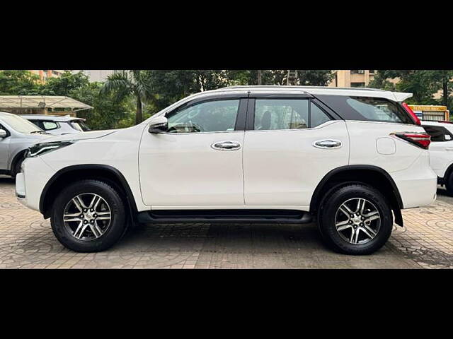 Used Toyota Fortuner 4X2 AT 2.8 Diesel in Mumbai