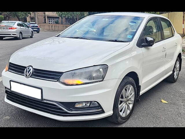 Used Volkswagen Ameo Highline1.2L Plus (P) 16 Alloy [2017-2018] in Delhi