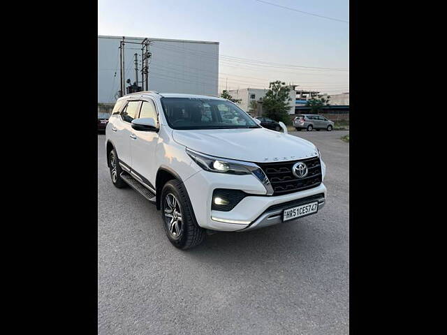 Used Toyota Fortuner [2016-2021] 2.8 4x2 AT [2016-2020] in Chandigarh