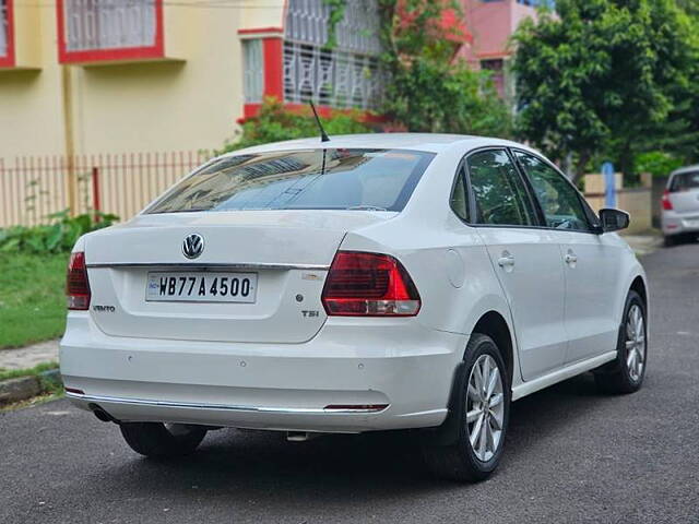 Used Volkswagen Vento [2015-2019] Highline Plus 1.2 (P) AT 16 Alloy in Kolkata