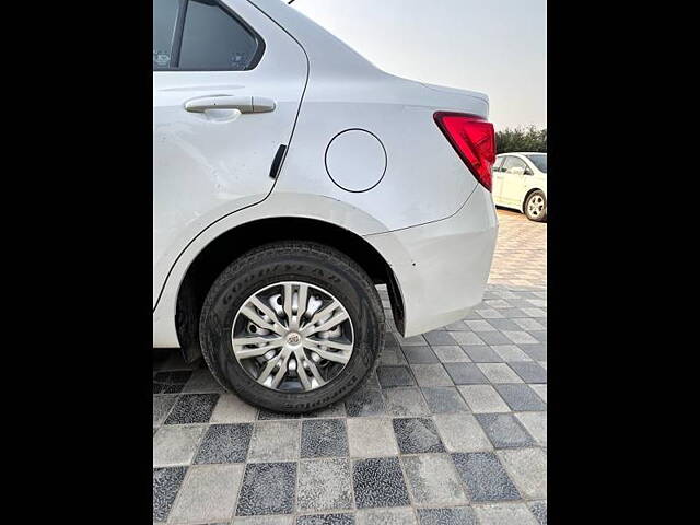 Used Maruti Suzuki Dzire [2017-2020] LXi in Vadodara